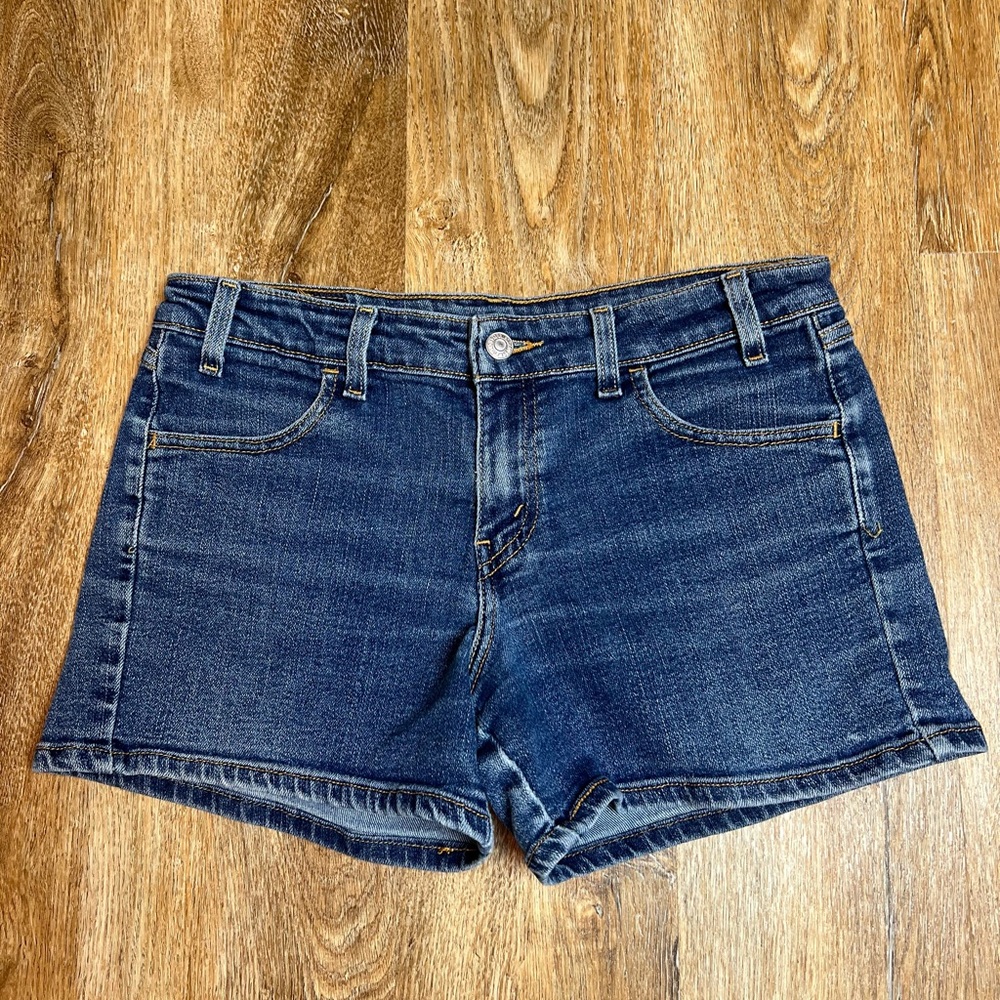 Women’s Levi’s Shorts, Red Tab Size 7